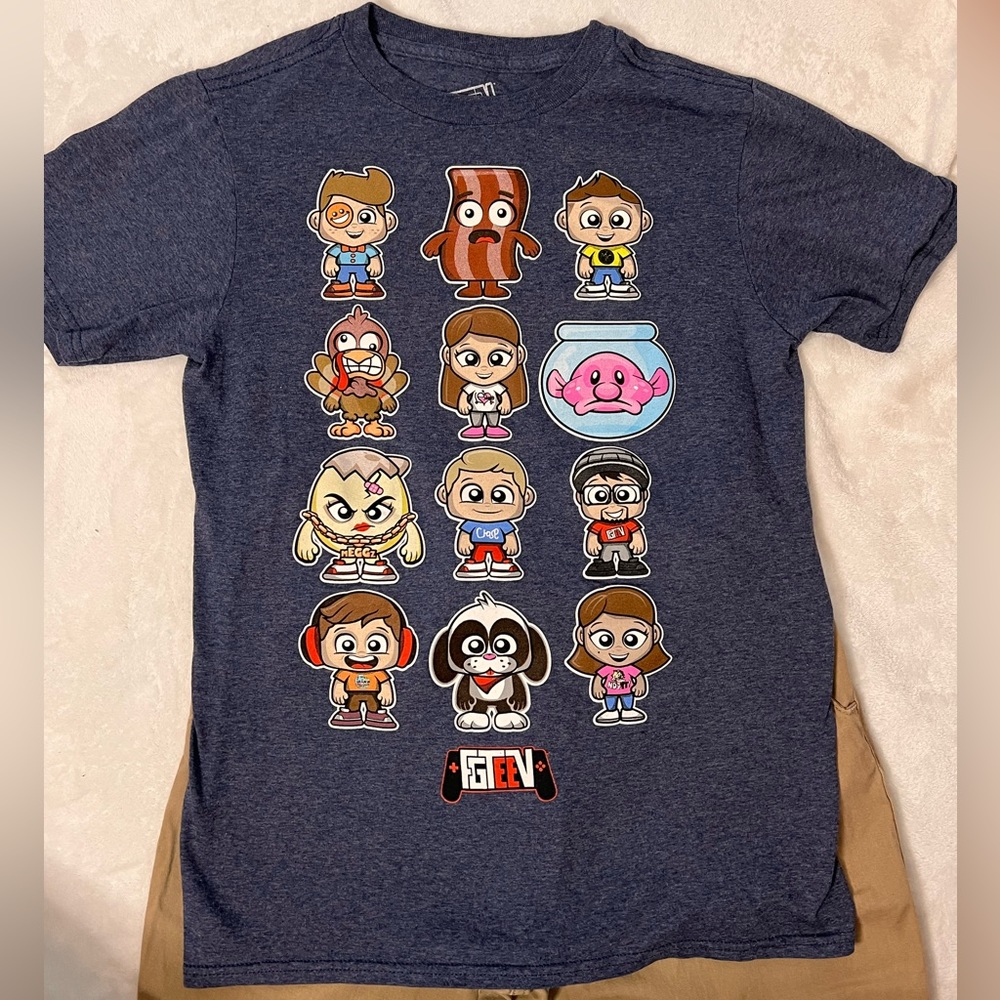 Kids Favorite YouTuber FGteev shirt